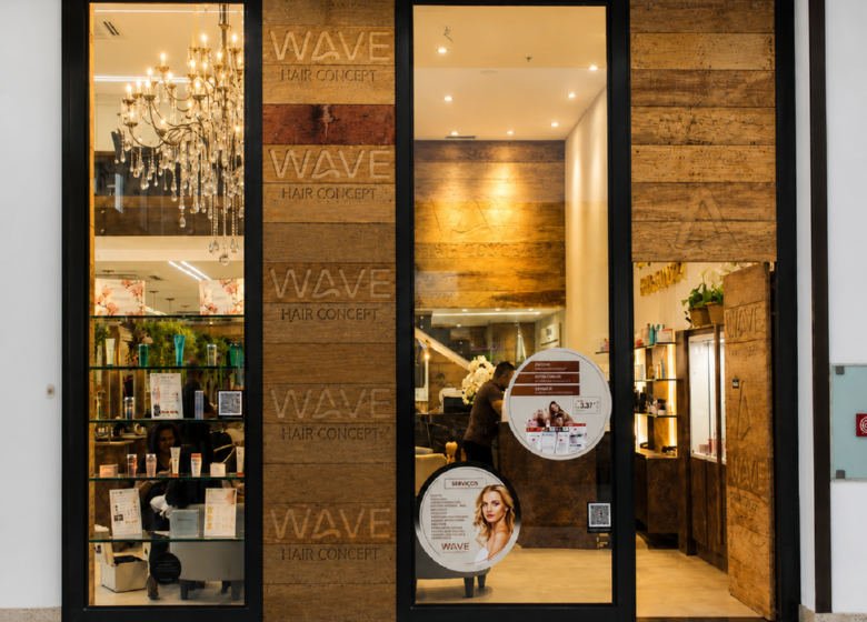 Fachada da Wave Hair Concept no Vogue Square, na Barra da Tijuca
