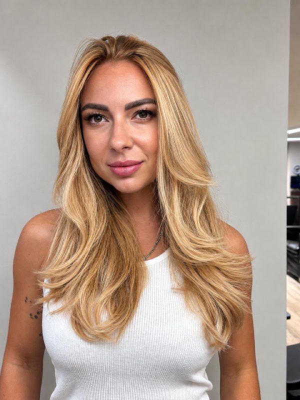 Resultado de mechas feito na Wave Hair Concept